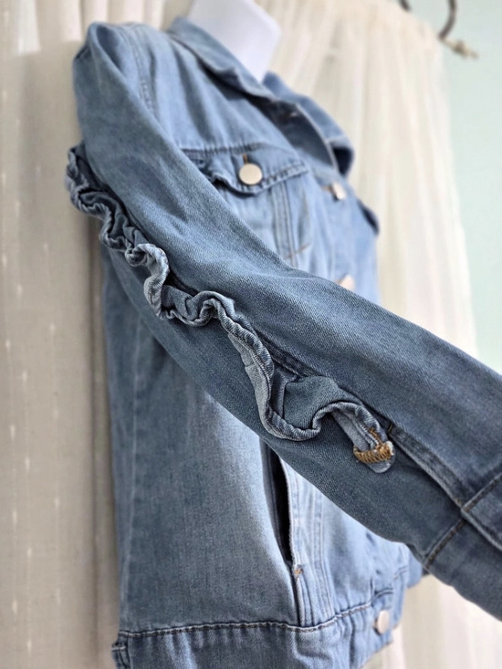 ASHLEY MASON Denim Ruffle Trim Jacket - Picture 5 of 6